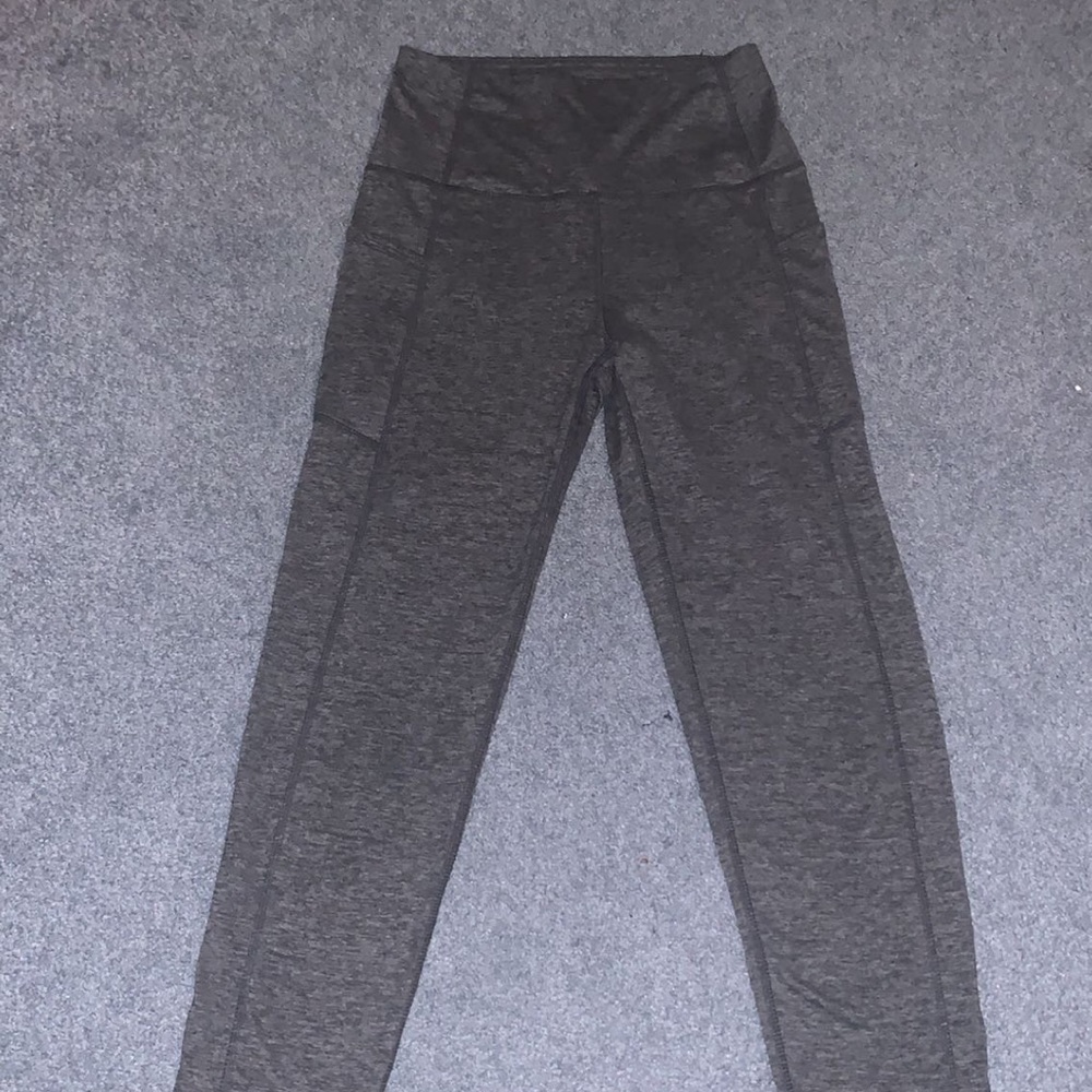 grey leggings